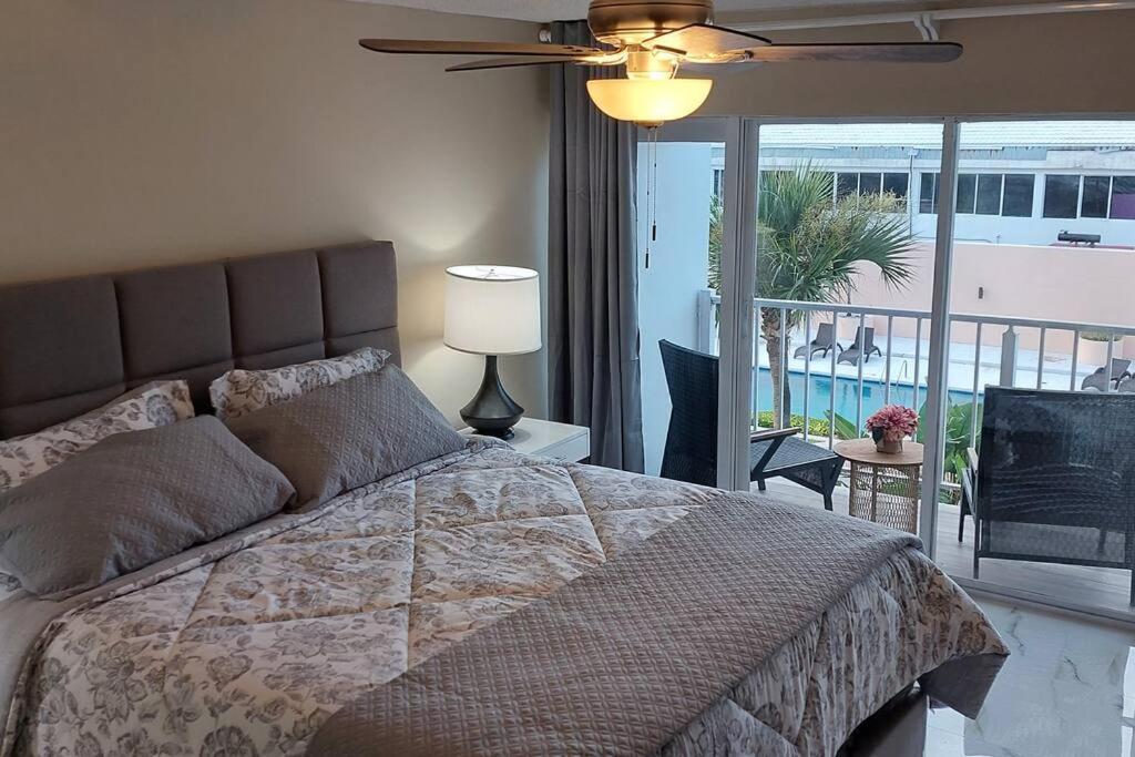 Nassau Harbour Cozy 2 Bedroom Condo Exterior photo